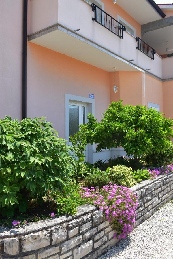 Apartman Fachin Motovun Exterior foto